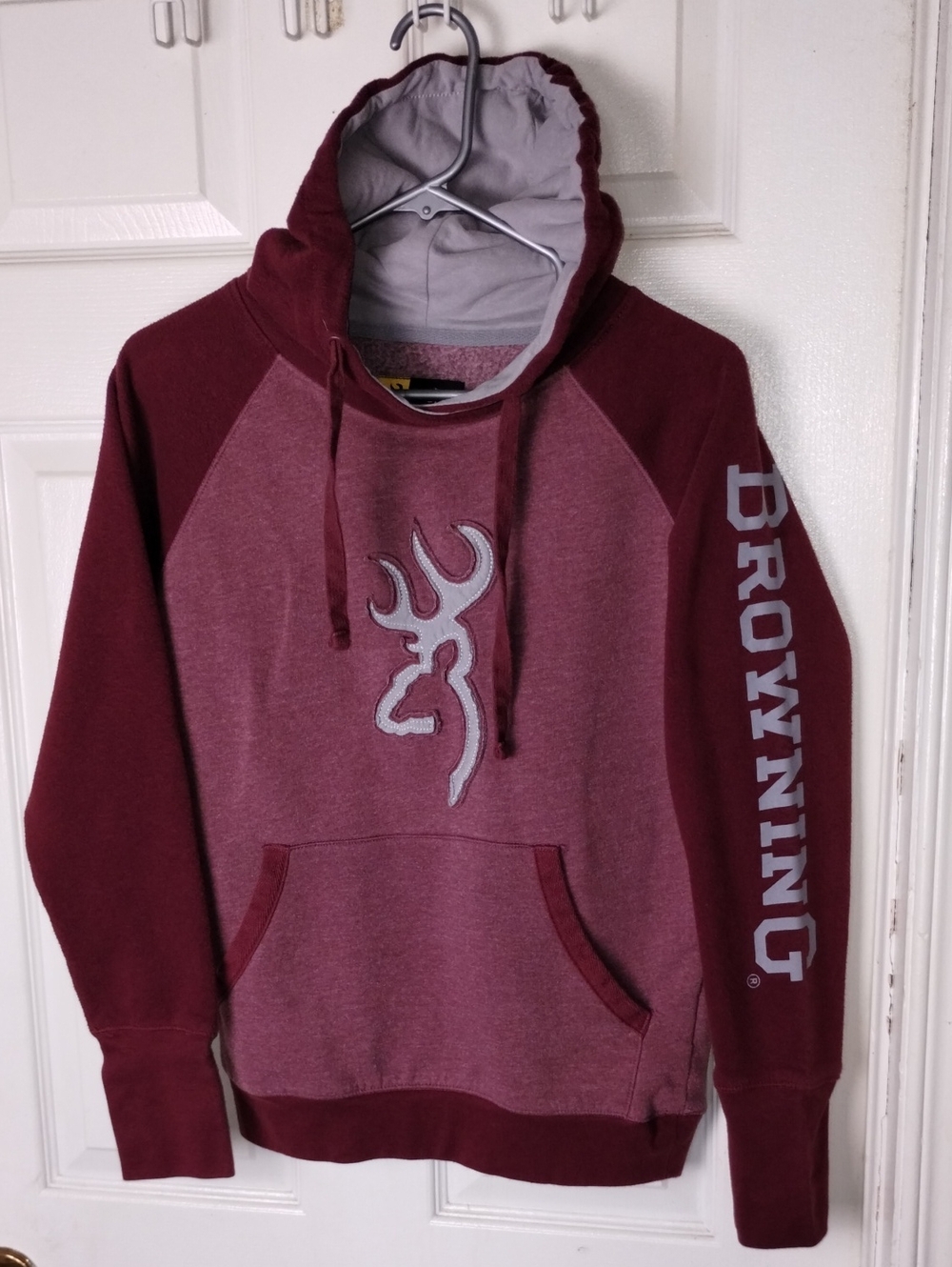 Browning Two-Tone Maroon Pullover Hoodie Size Small